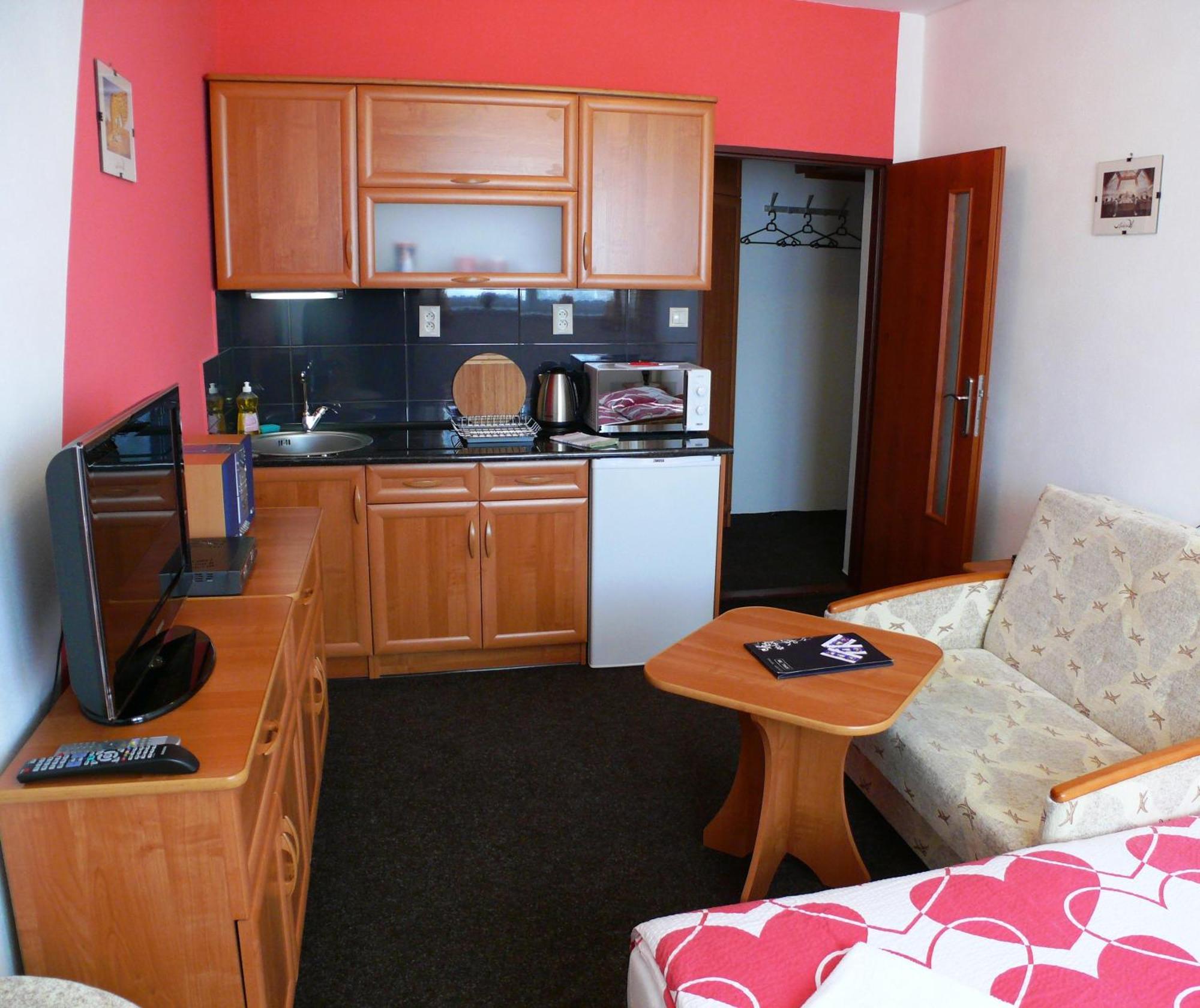 Apartman Dinda ตาตรันสกา ลอมนีจา ภายนอก รูปภาพ